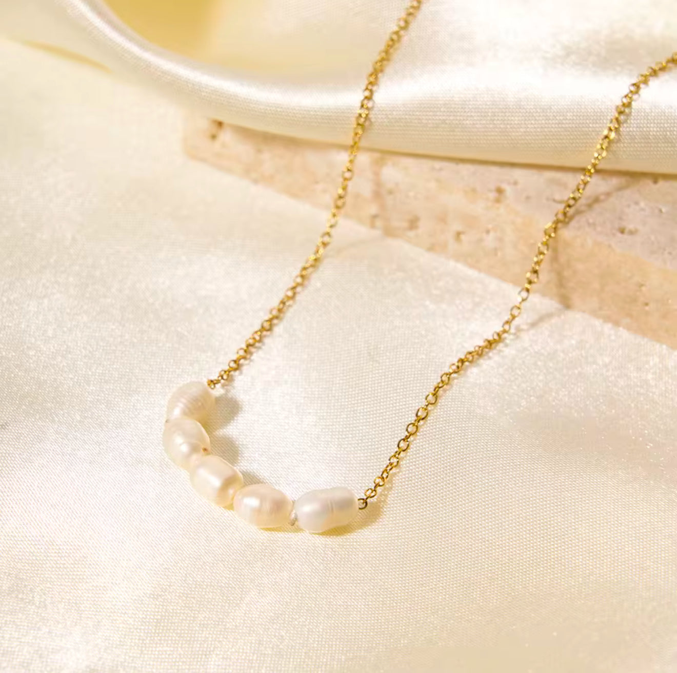 Fiorela Necklace