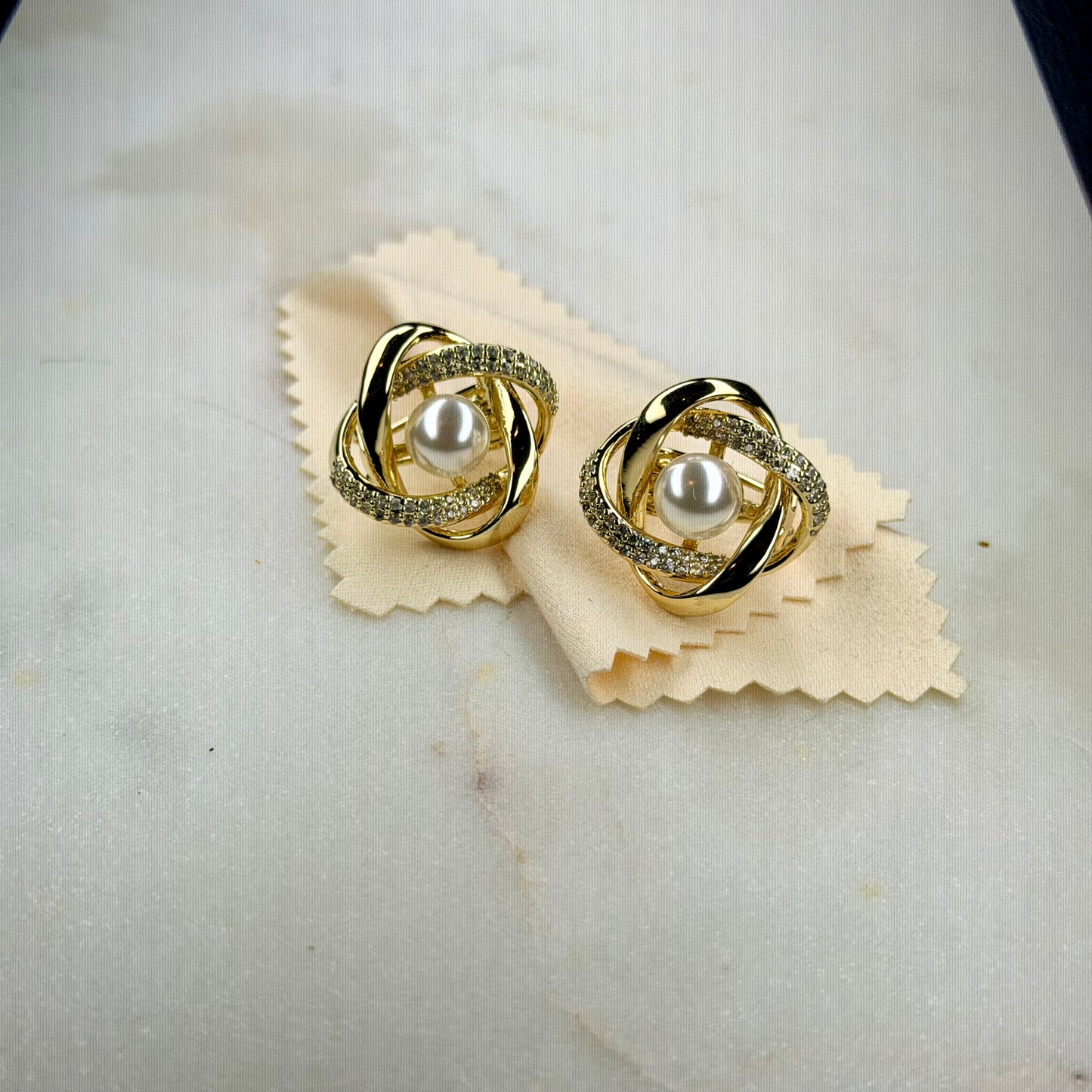 Vale Earrings