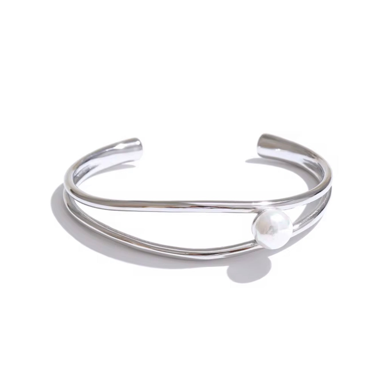 Nicole Bangle