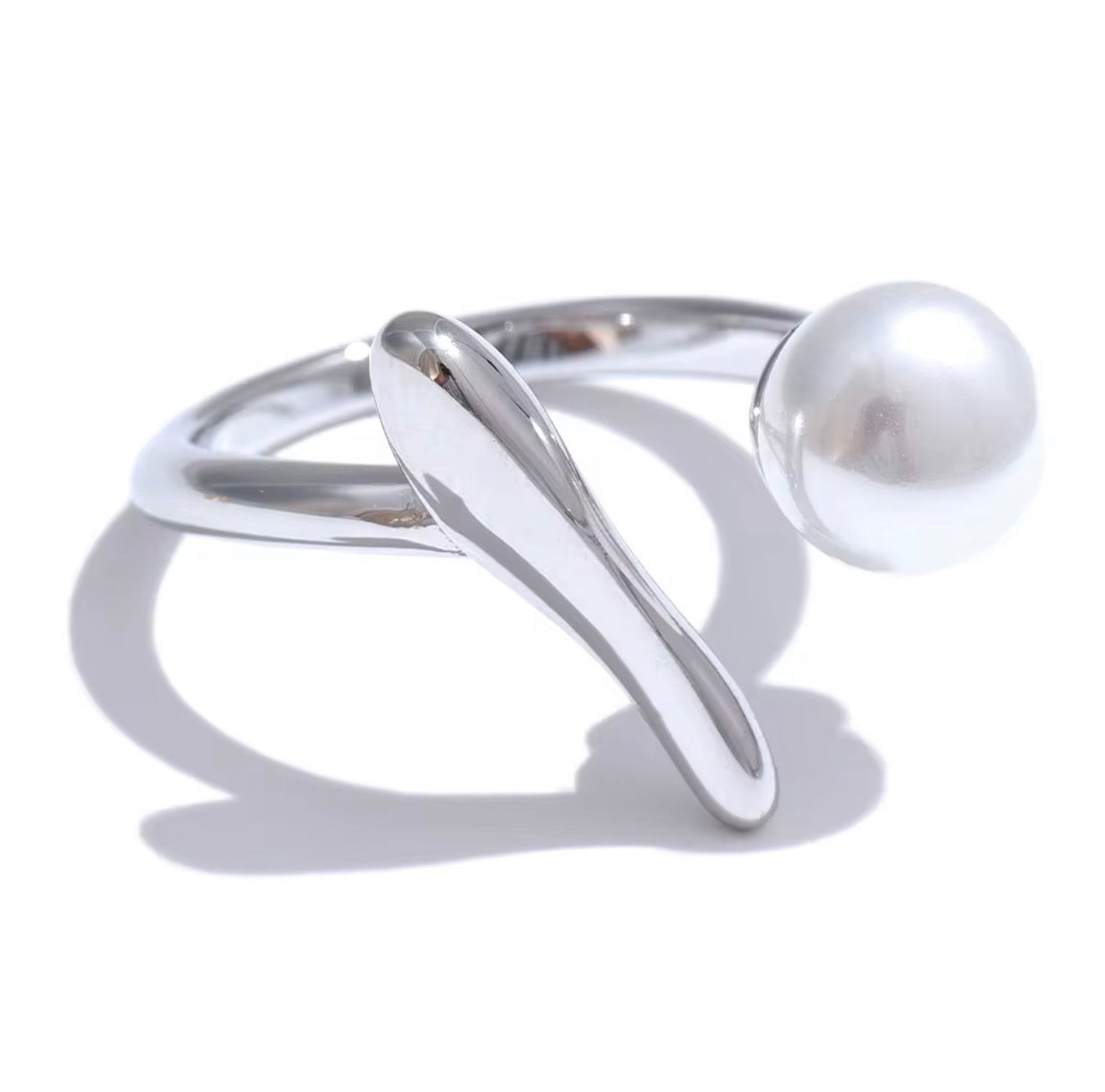 Nicole Ring