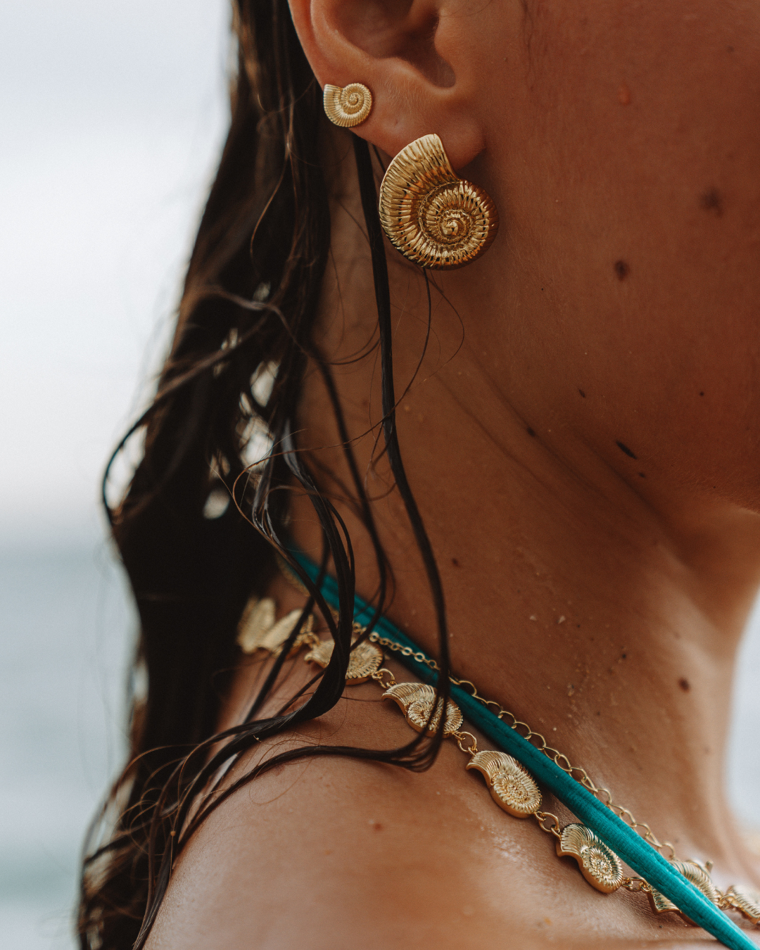 Mini isla Earrings