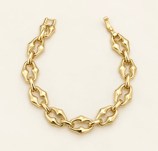 Elegant Lock Bracelet