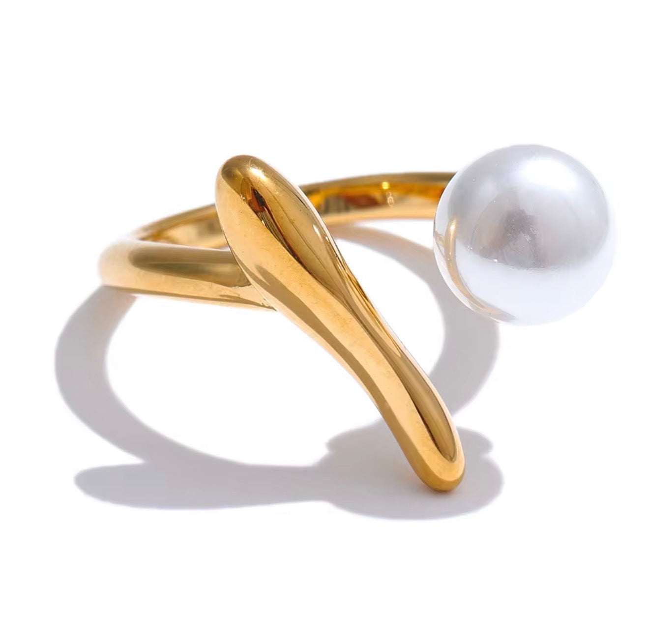Nicole Ring