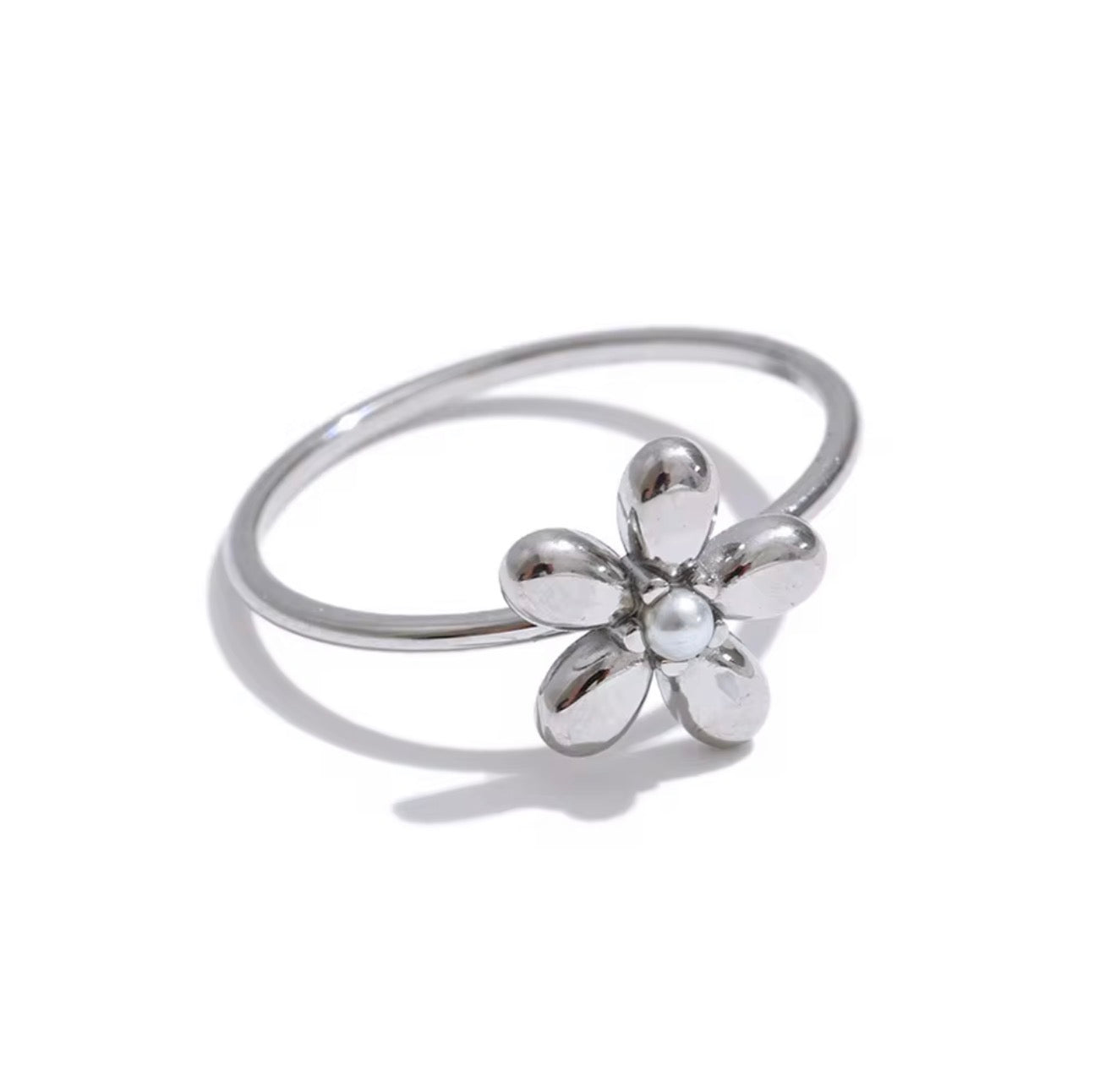 Emilia Ring