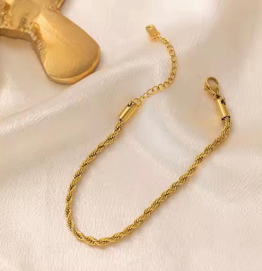 Twisted Bracelet