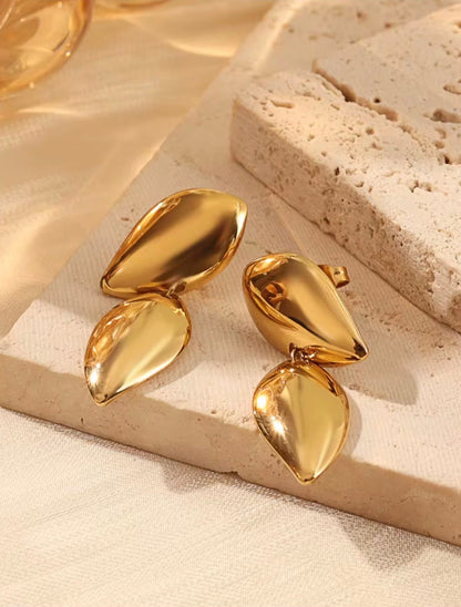 Sara Earrings