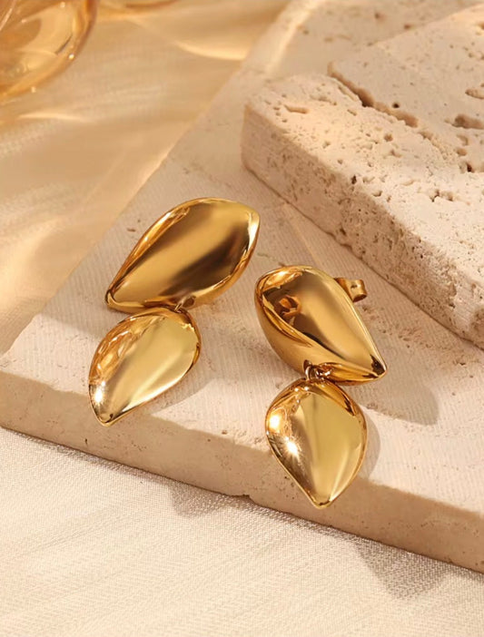 Sara Earrings