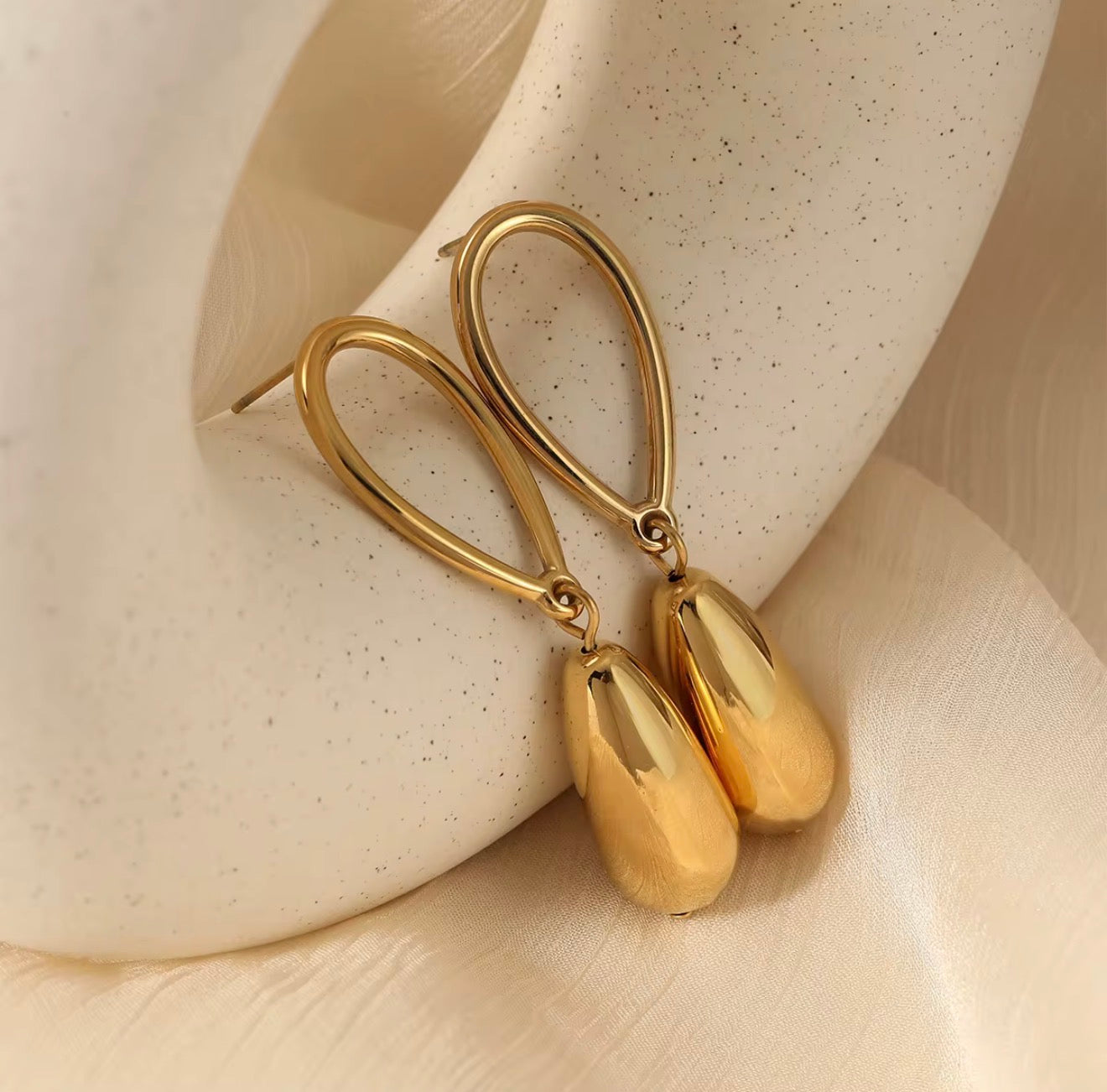 Lisa Earrings