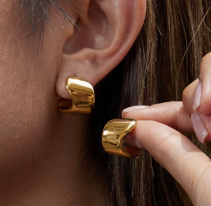 Nidia Earrings