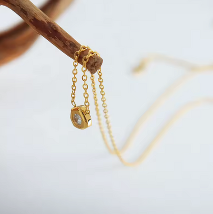 Julie Necklace