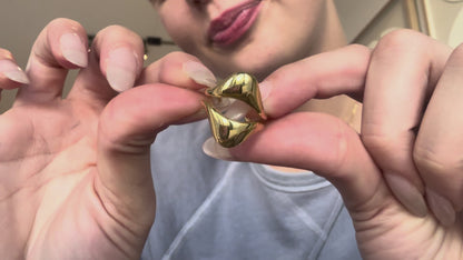 Martha Ring